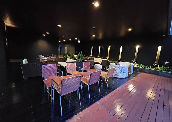 1br At Thonglor Bts Overlooking With Workspace * Bangkok